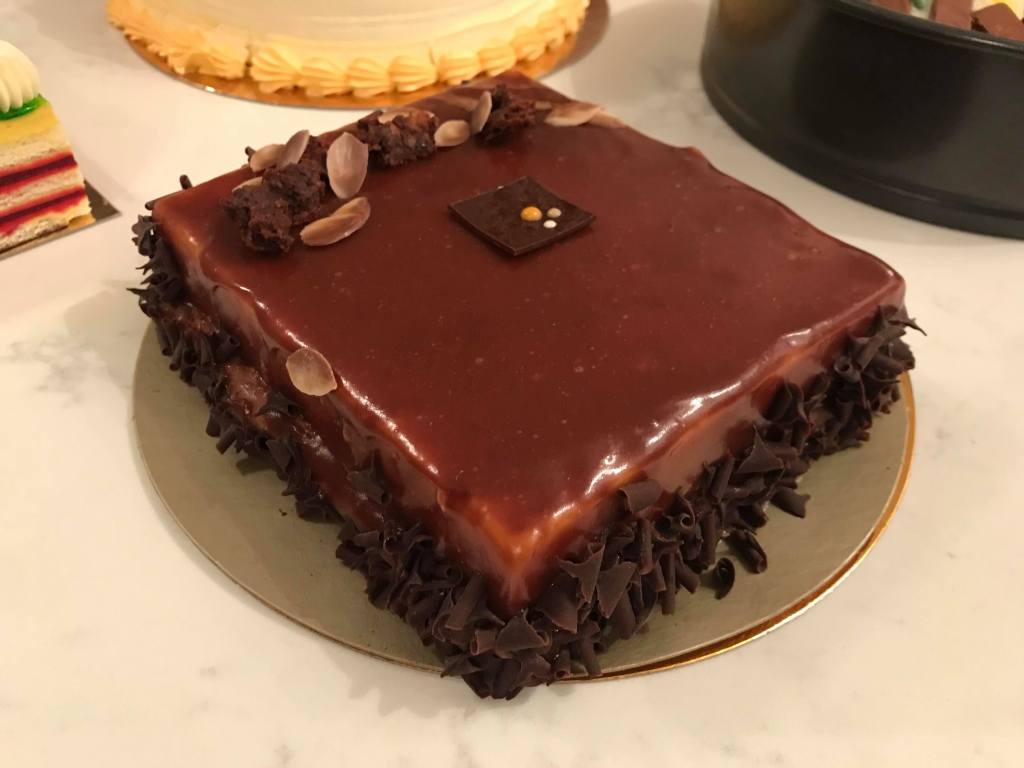 Cakes Collide! – From Point A 2 Point B