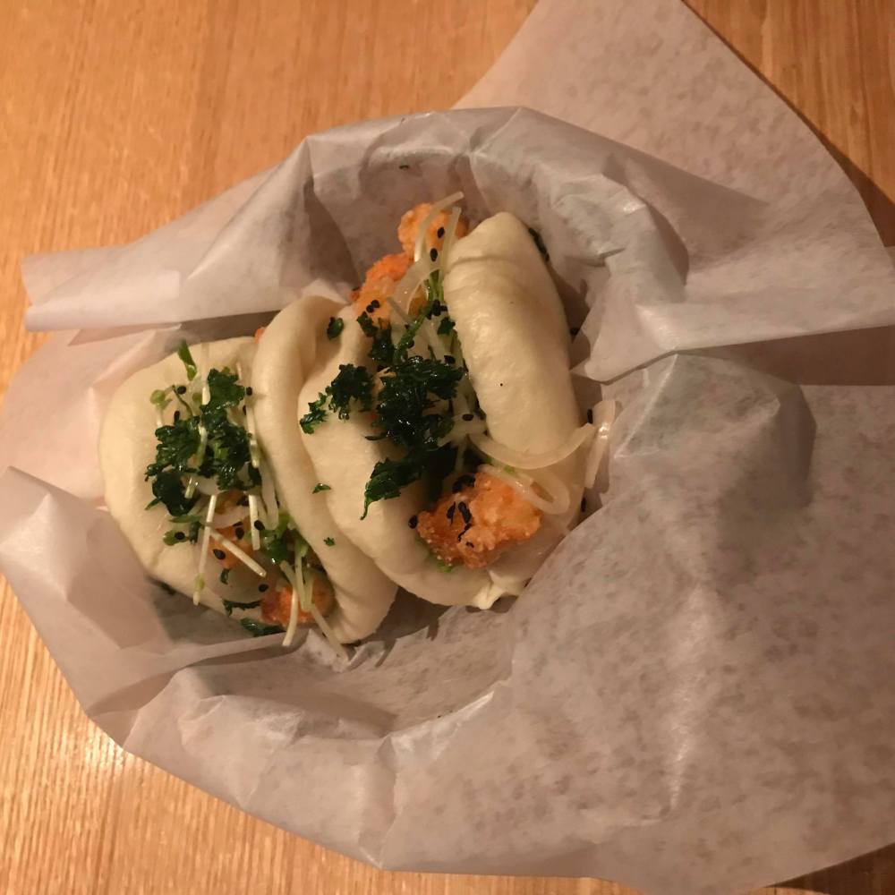 Steamed buns with fried shrimp